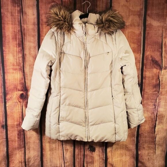 Calvin Klein Jackets & Blazers - 💥 CALVIN KLEIN Creamy Beige Zip Up Quilted Coat with Removable Faux Fur Hoodie